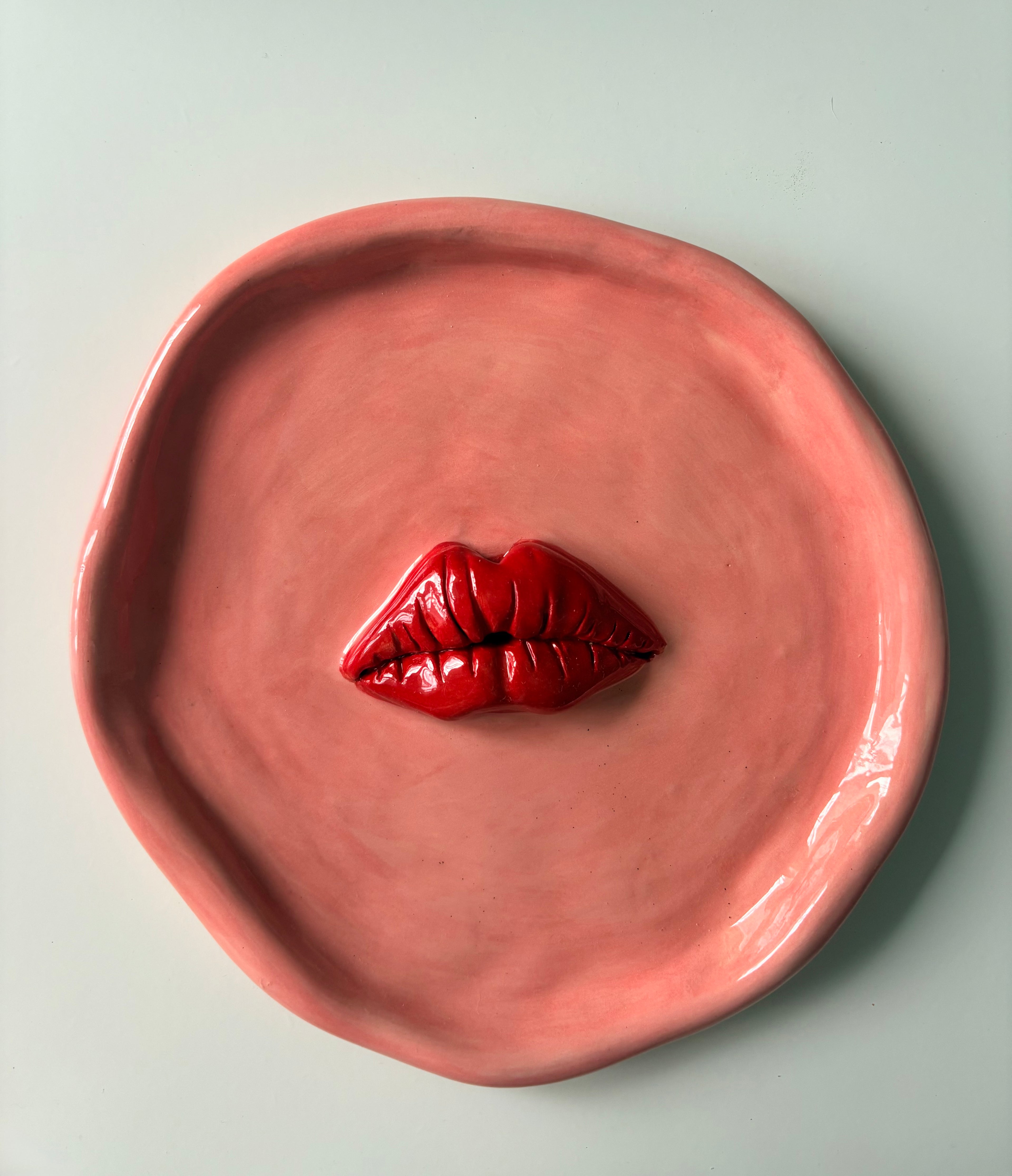 Lips plate