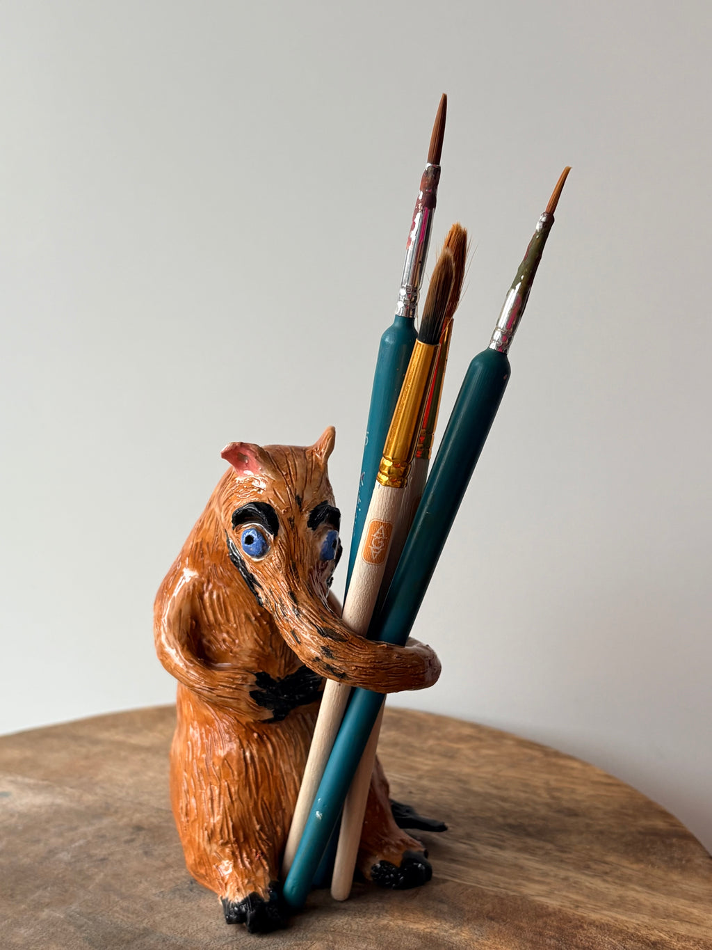 Anteater holder