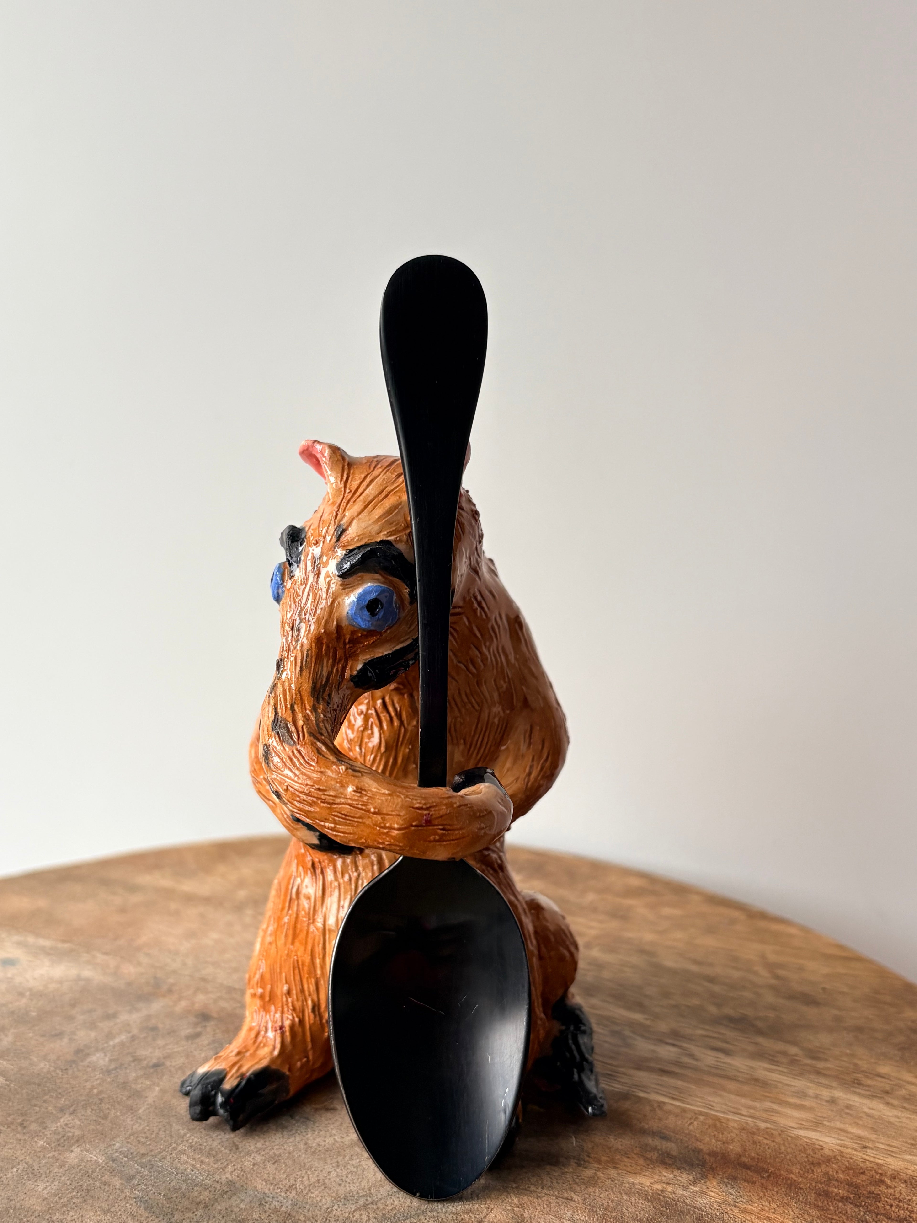 Anteater holder